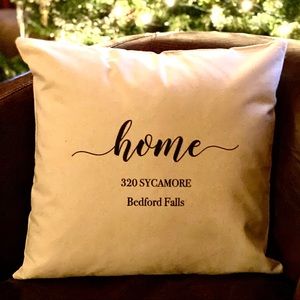 “It’s a Wonderful Life” Throw Pillow